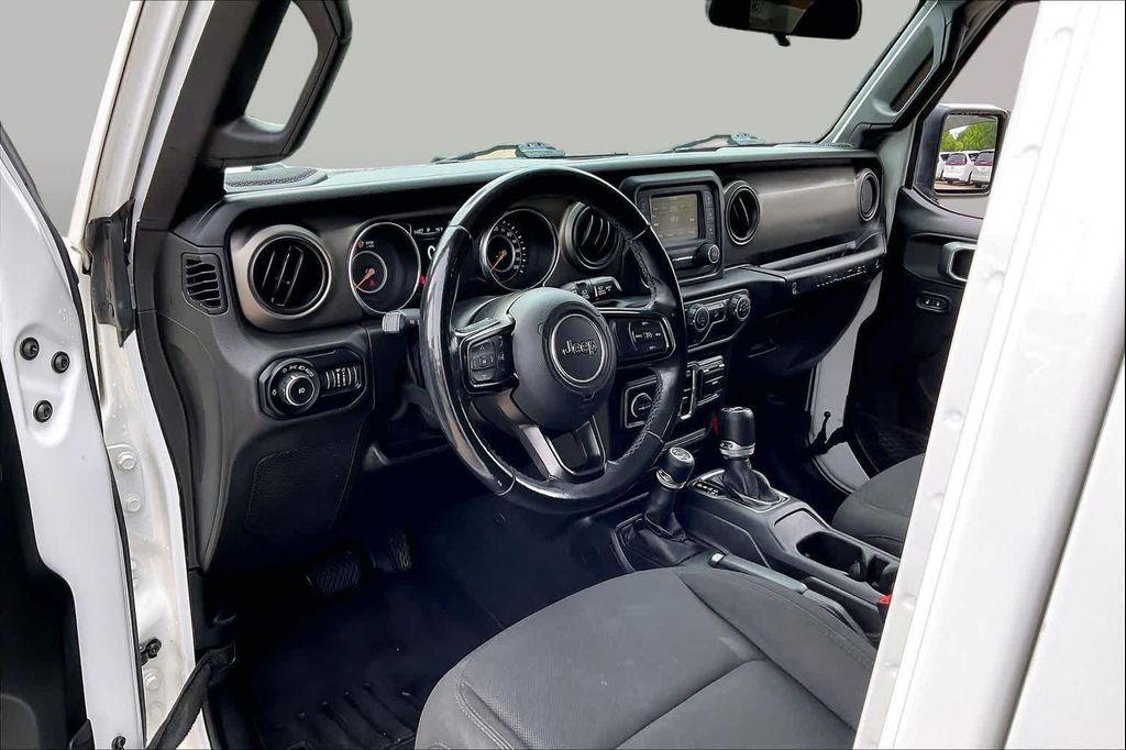 used 2019 Jeep Wrangler Unlimited car, priced at $23,499