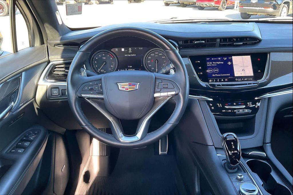 used 2024 Cadillac XT6 car, priced at $45,999