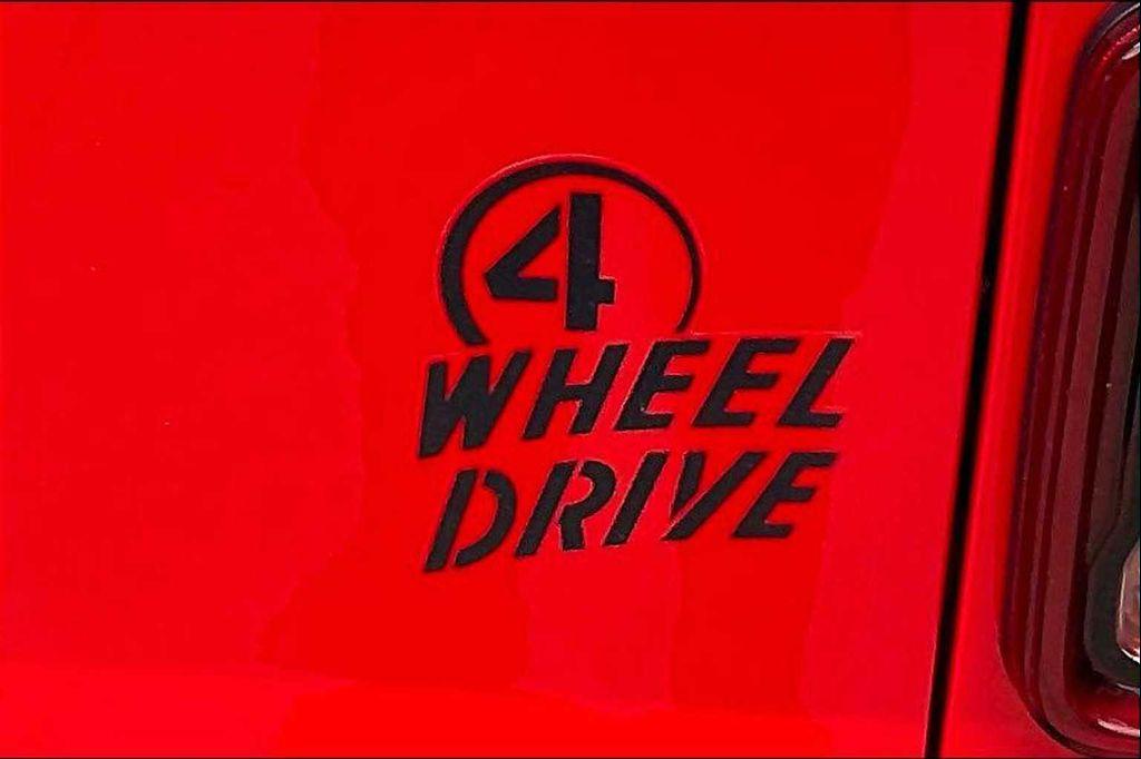 new 2025 Jeep Gladiator car, priced at $47,999