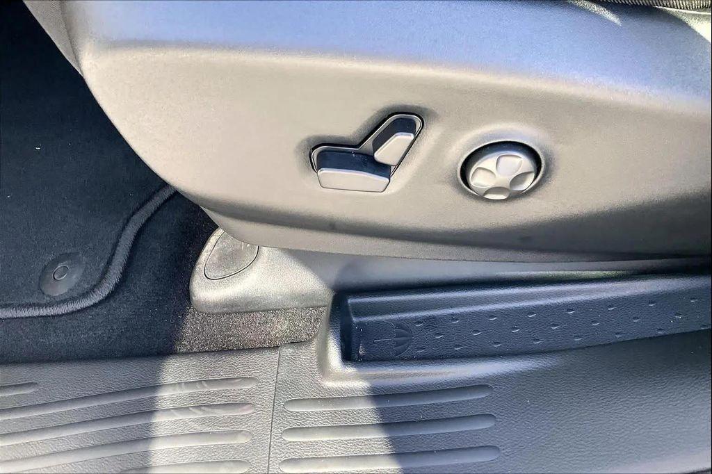 new 2026 Chrysler Pacifica car