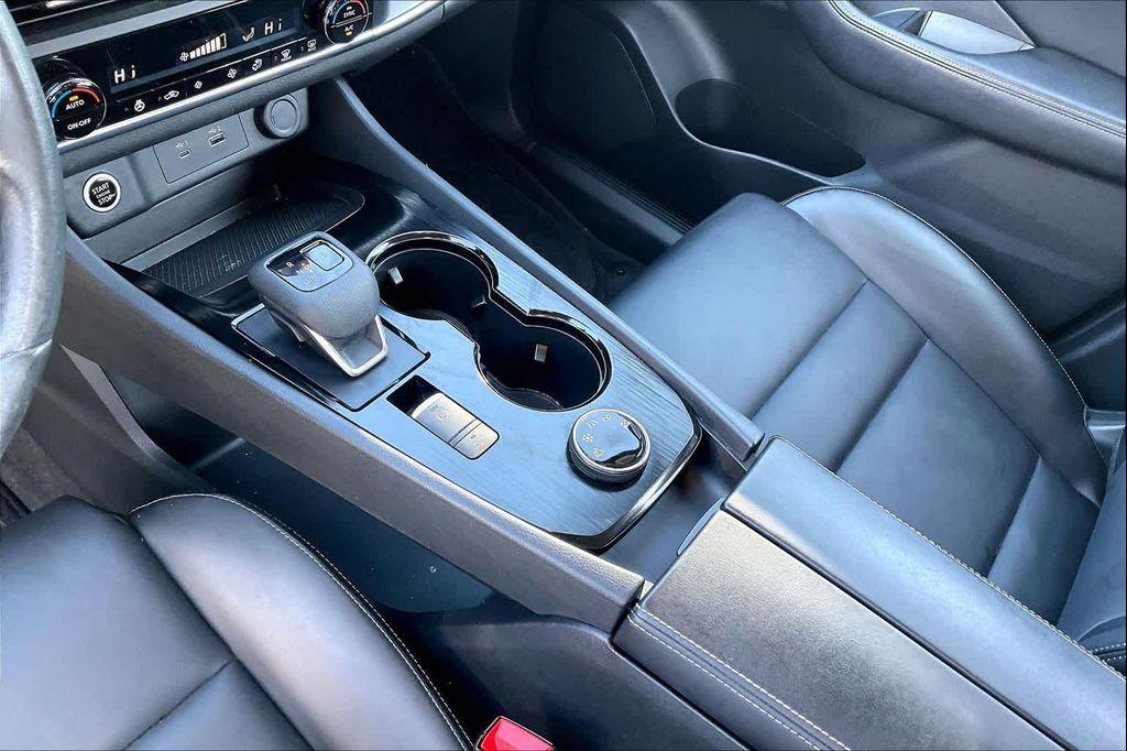 used 2023 Nissan Rogue car, priced at $21,999