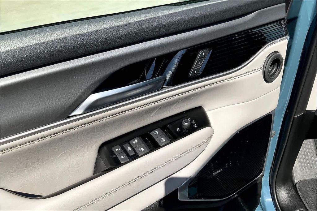 new 2026 Jeep Grand Wagoneer car, priced at $76,699