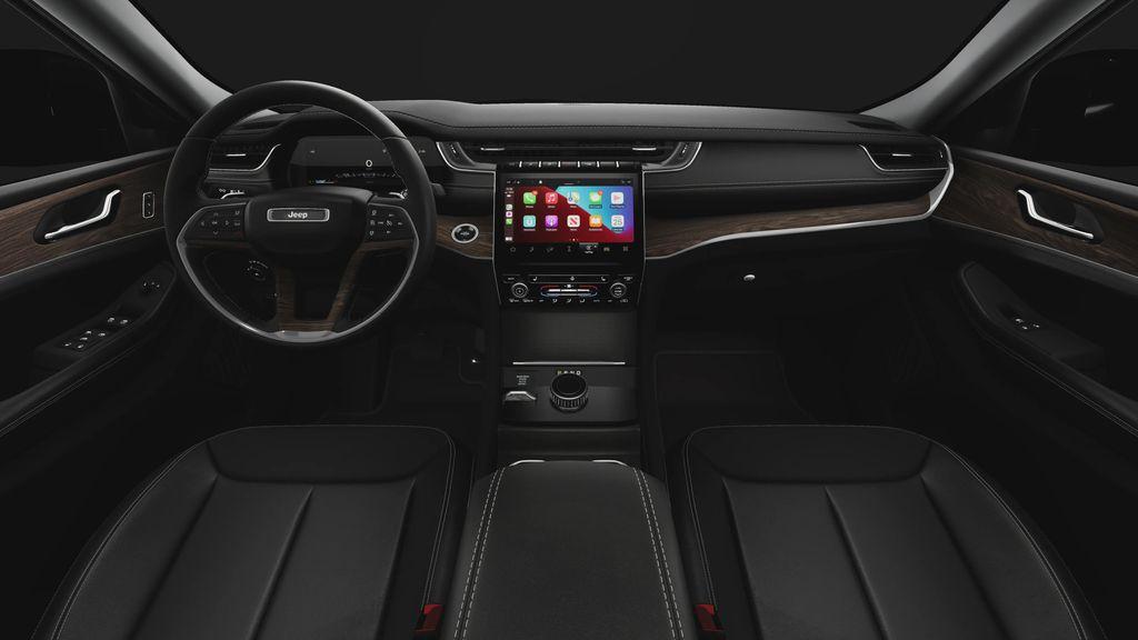 new 2025 Jeep Grand Cherokee car, priced at $45,218