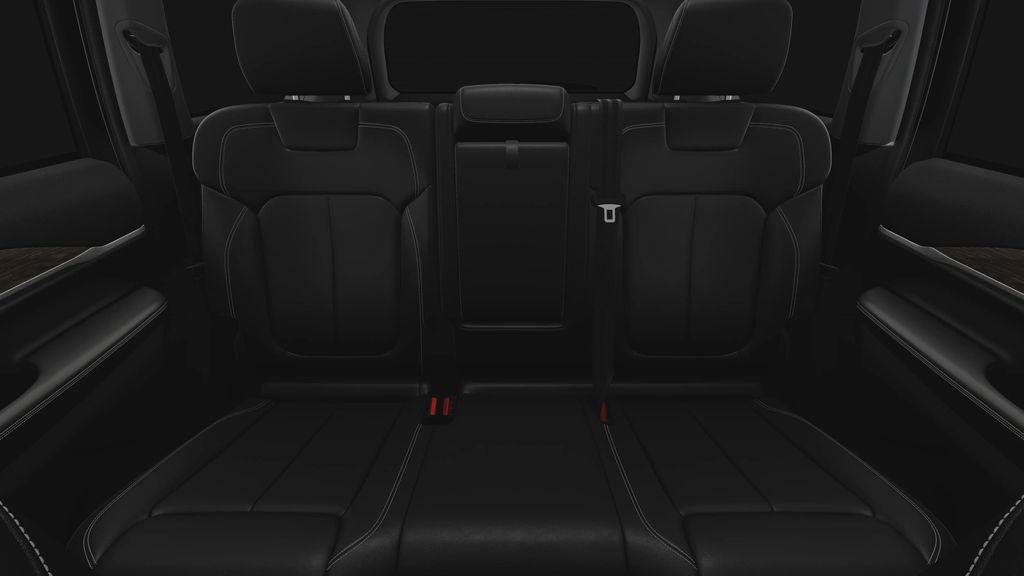 new 2025 Jeep Grand Cherokee car, priced at $45,218