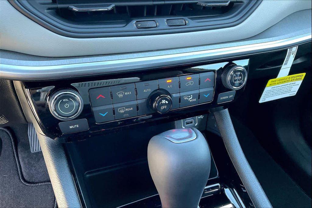 new 2026 Jeep Compass car, priced at $31,110