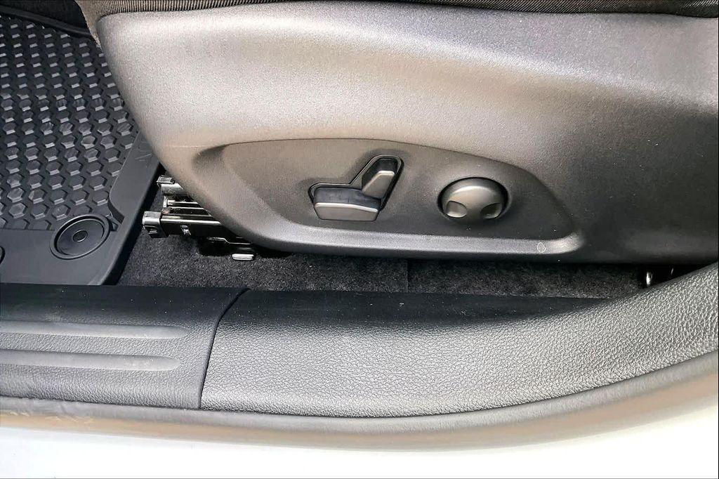 new 2026 Jeep Compass car, priced at $33,700