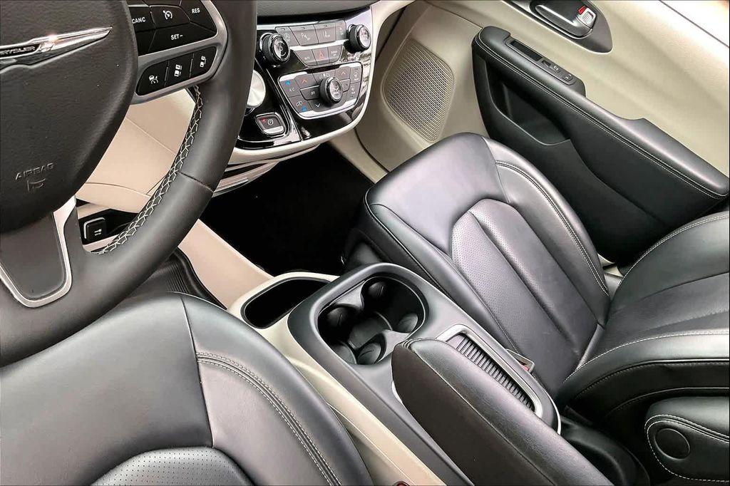 used 2023 Chrysler Pacifica car, priced at $24,199