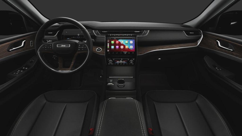 new 2025 Jeep Grand Cherokee car, priced at $47,035