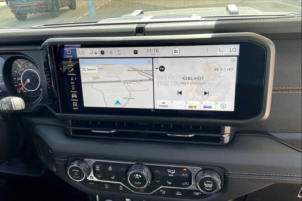 new 2025 Jeep Gladiator car, priced at $55,525