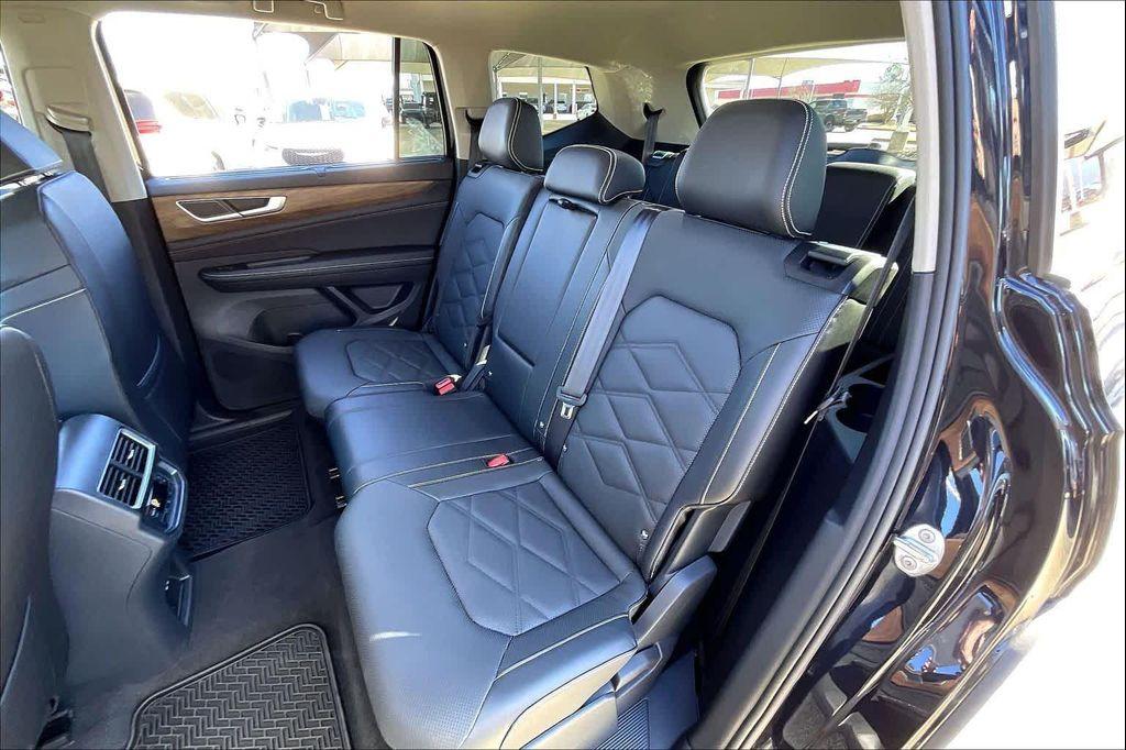 used 2025 Volkswagen Atlas car, priced at $35,999