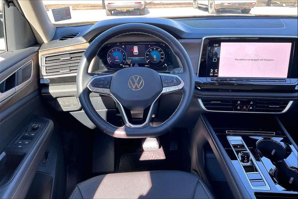 used 2025 Volkswagen Atlas car, priced at $35,999