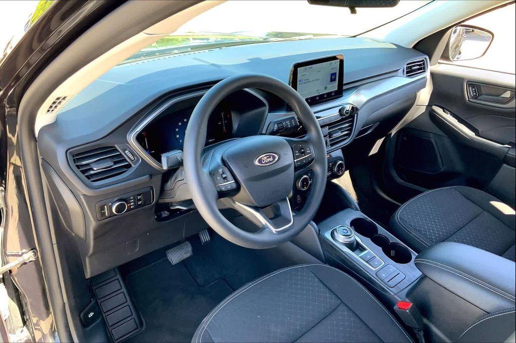 used 2025 Ford Escape car, priced at $22,999