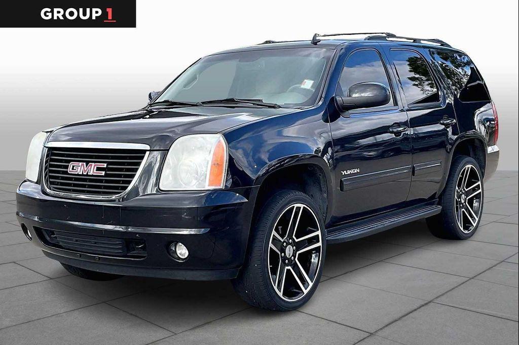 used 2012 GMC Yukon car, priced at $9,500