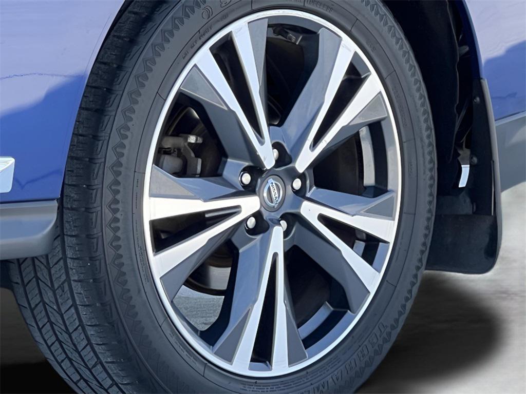 used 2020 Nissan Pathfinder car, priced at $18,850