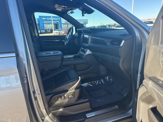 used 2023 GMC Yukon XL car, priced at $51,743