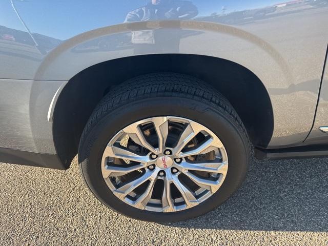 used 2023 GMC Yukon XL car, priced at $51,743