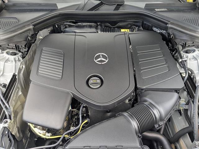 new 2026 Mercedes-Benz GLC 300 car, priced at $58,685