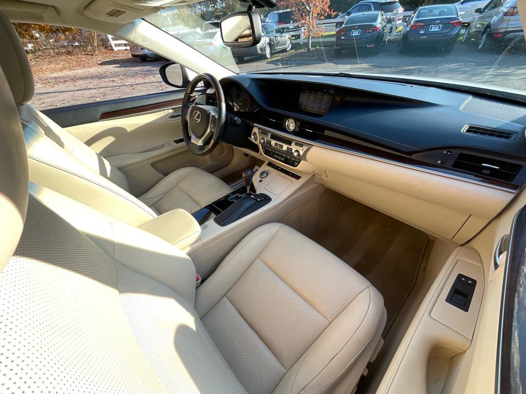 used 2015 Lexus ES 350 car, priced at $16,485