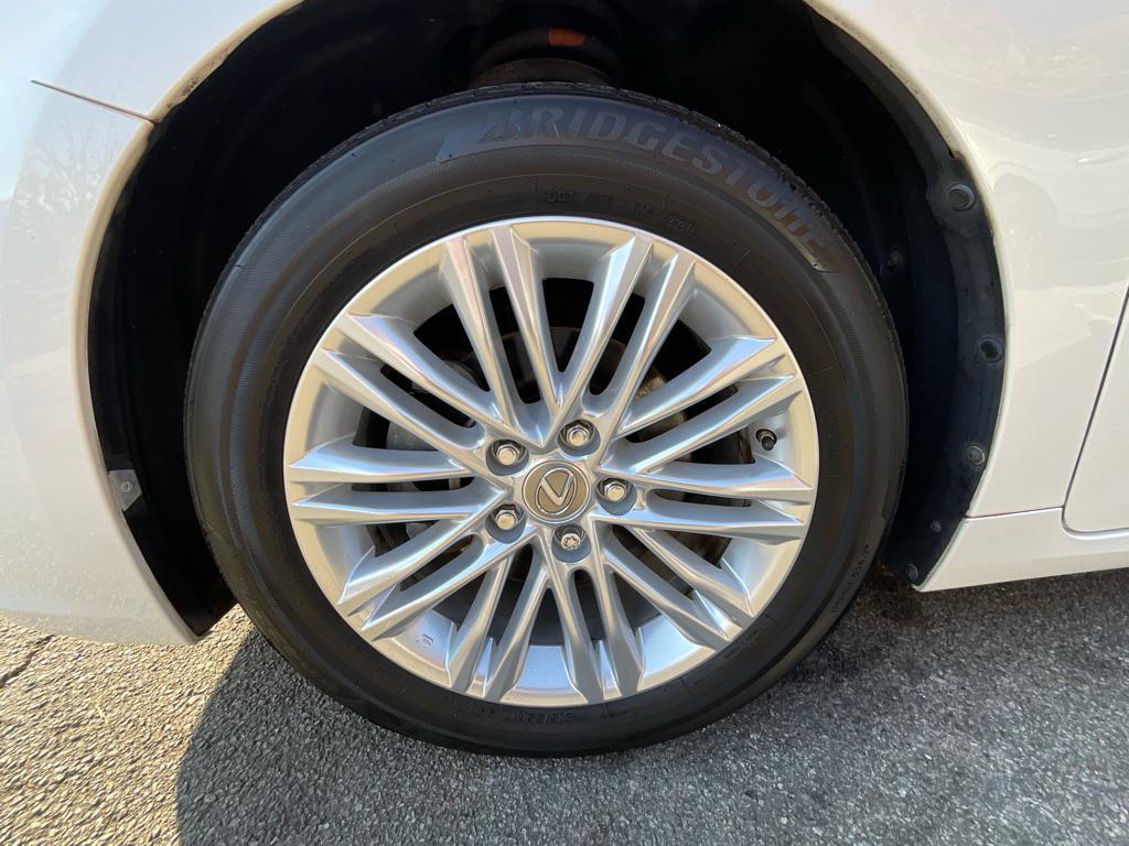 used 2015 Lexus ES 350 car, priced at $16,485