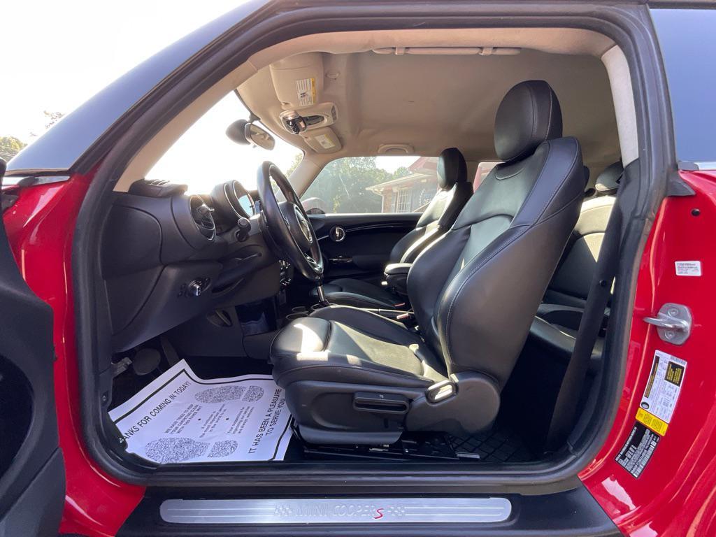 used 2019 MINI Hardtop car, priced at $14,884