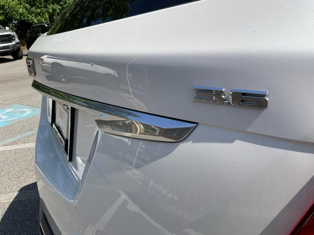 used 2018 Cadillac XT5 car, priced at $19,284
