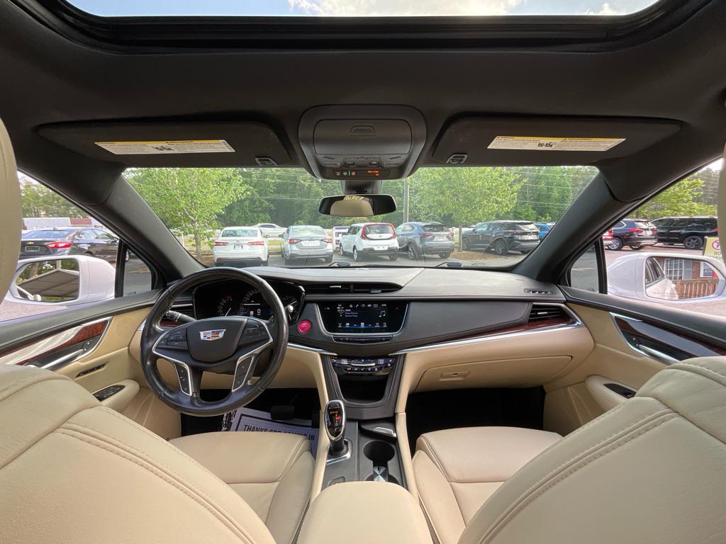used 2018 Cadillac XT5 car, priced at $19,284