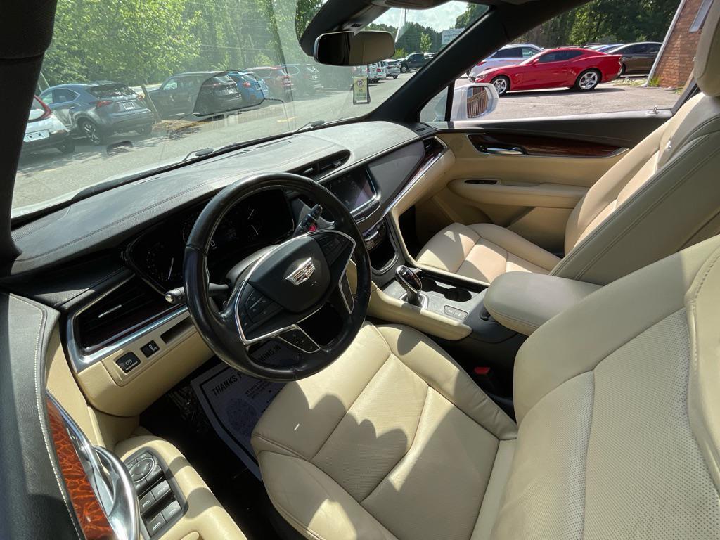 used 2018 Cadillac XT5 car, priced at $19,284