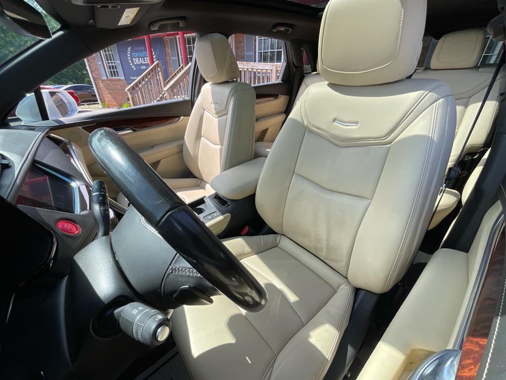 used 2018 Cadillac XT5 car, priced at $19,284