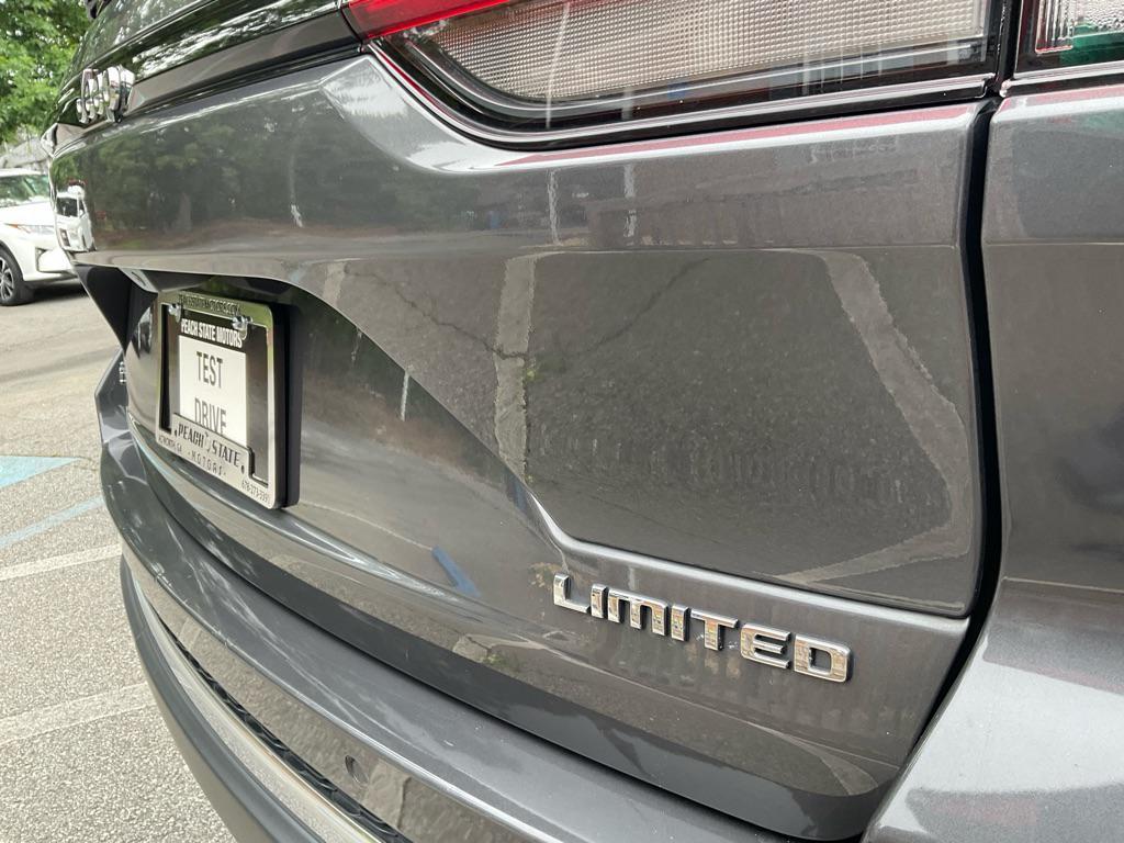used 2022 Jeep Grand Cherokee car, priced at $23,884