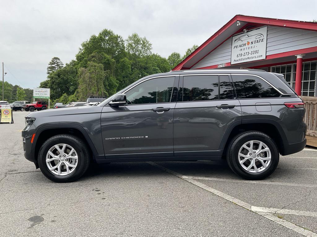 used 2022 Jeep Grand Cherokee car, priced at $23,884