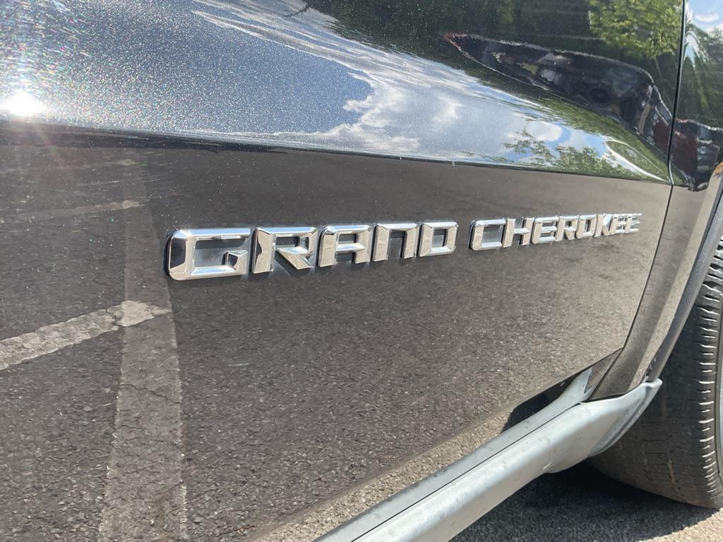 used 2014 Jeep Grand Cherokee car, priced at $10,384