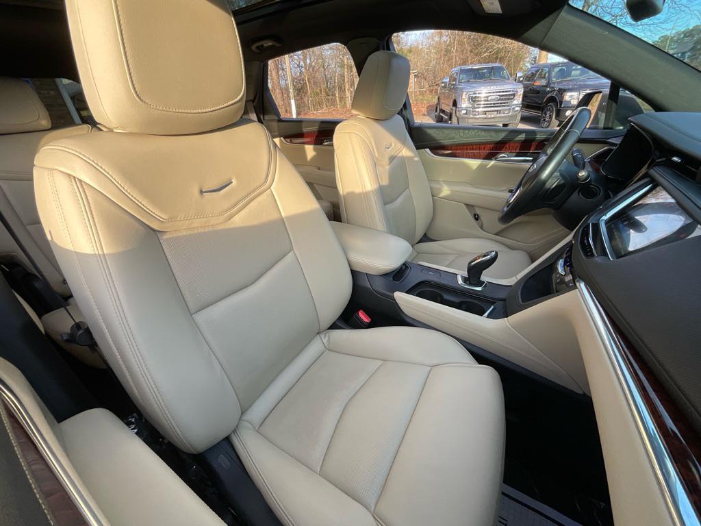 used 2018 Cadillac XT5 car, priced at $16,985