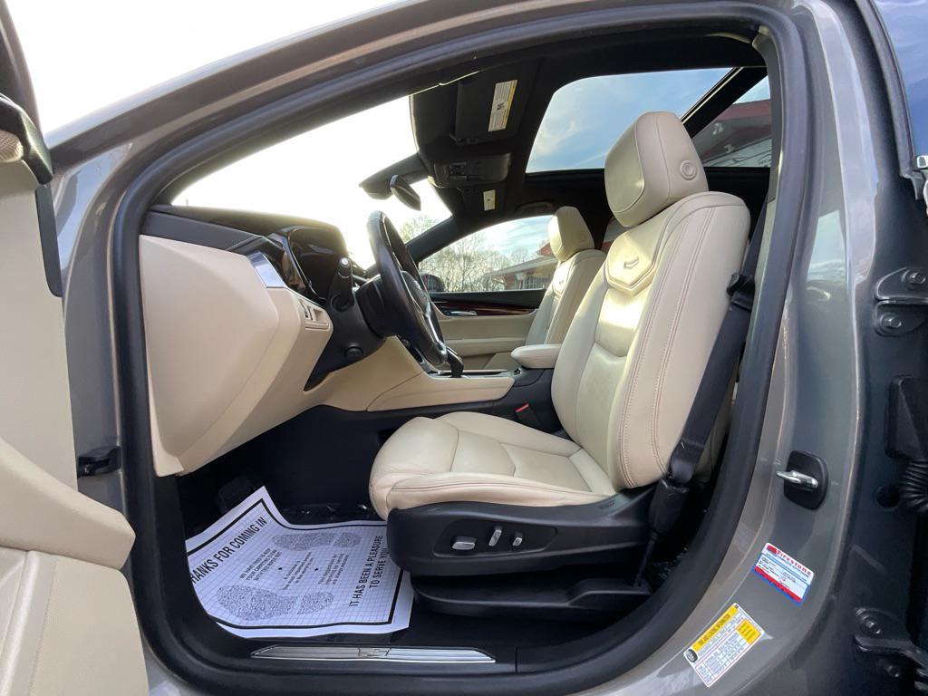 used 2018 Cadillac XT5 car, priced at $16,985