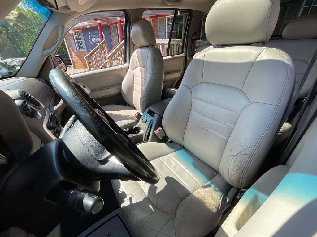 used 2004 Jeep Liberty car, priced at $4,985