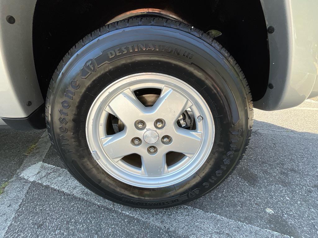 used 2004 Jeep Liberty car, priced at $4,985