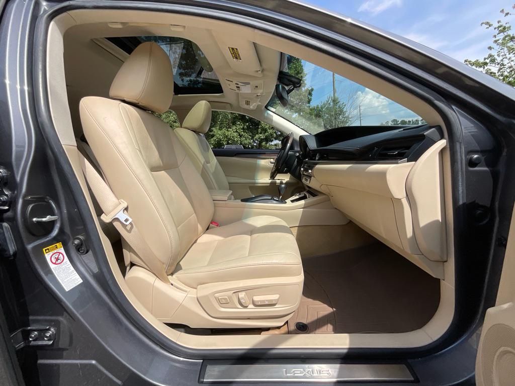 used 2013 Lexus ES 350 car, priced at $16,884