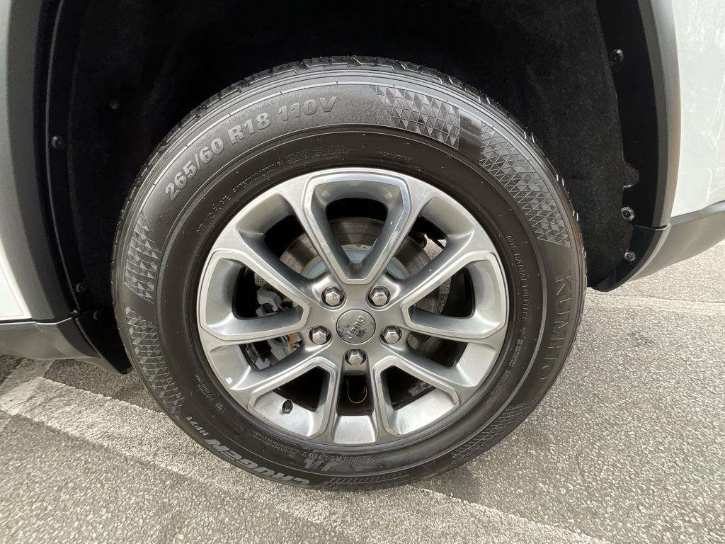 used 2016 Jeep Grand Cherokee car, priced at $12,485