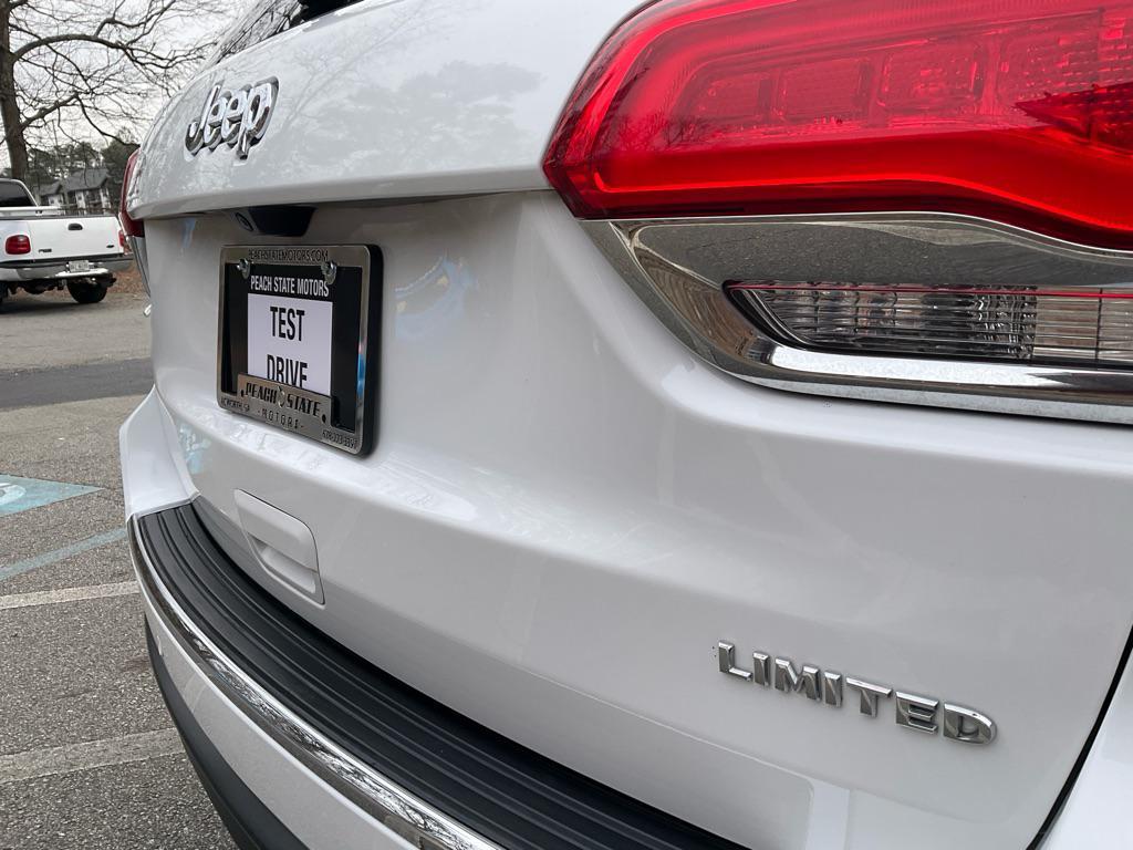 used 2016 Jeep Grand Cherokee car, priced at $12,485