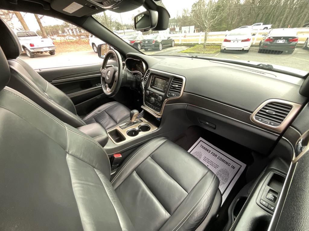 used 2016 Jeep Grand Cherokee car, priced at $12,485