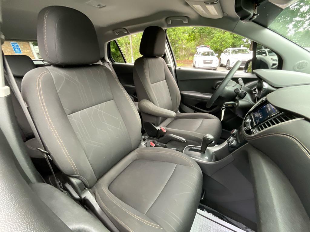 used 2020 Chevrolet Trax car, priced at $15,384
