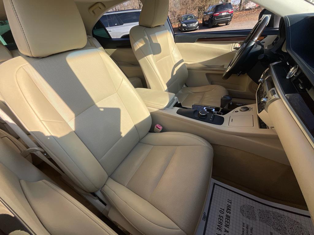 used 2015 Lexus ES 350 car, priced at $17,685