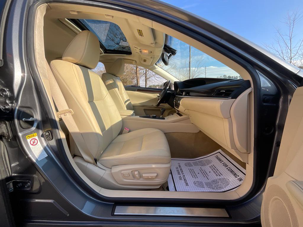 used 2015 Lexus ES 350 car, priced at $17,685