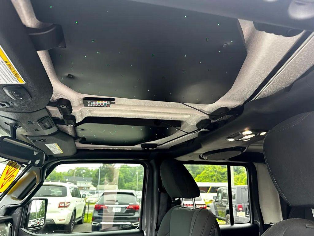 used 2021 Jeep Gladiator car, priced at $28,495