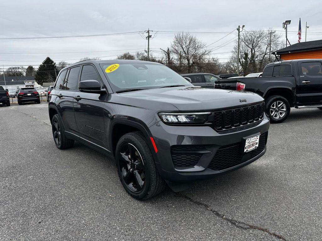 used 2023 Jeep Grand Cherokee car, priced at $24,495