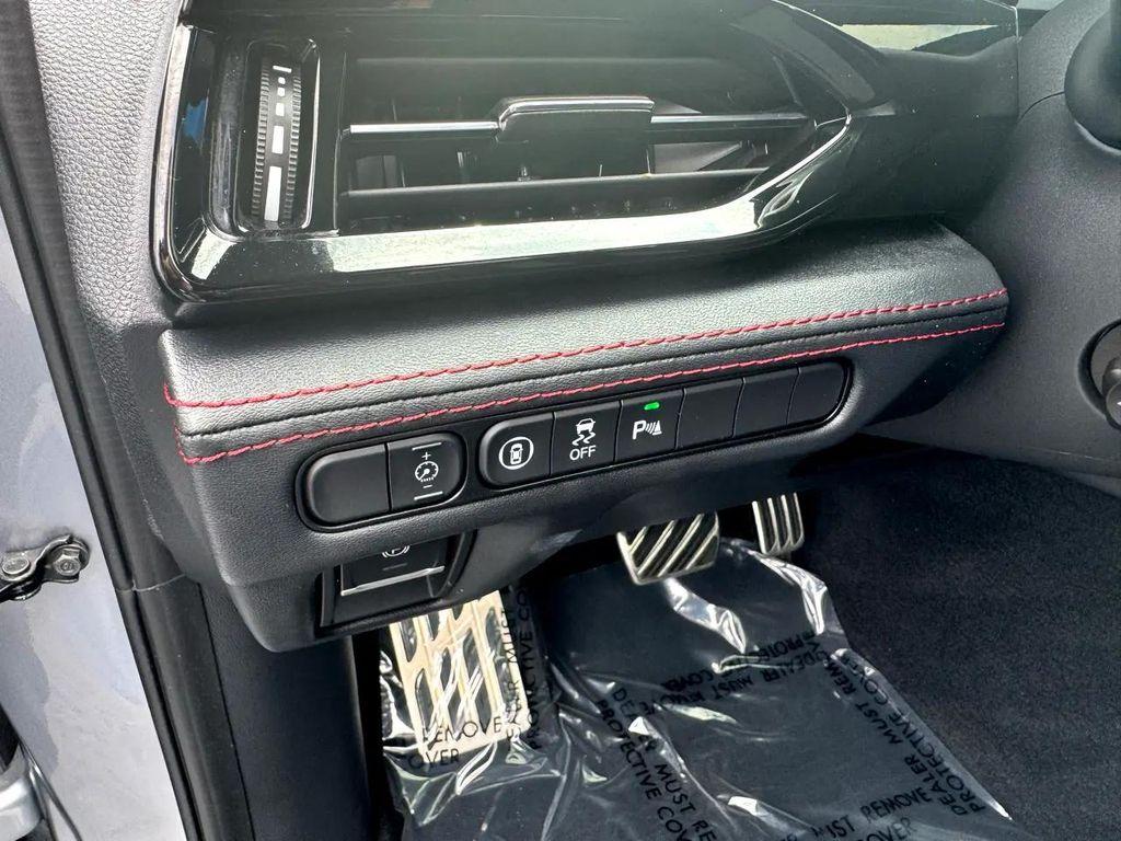 used 2023 Acura MDX car, priced at $41,995