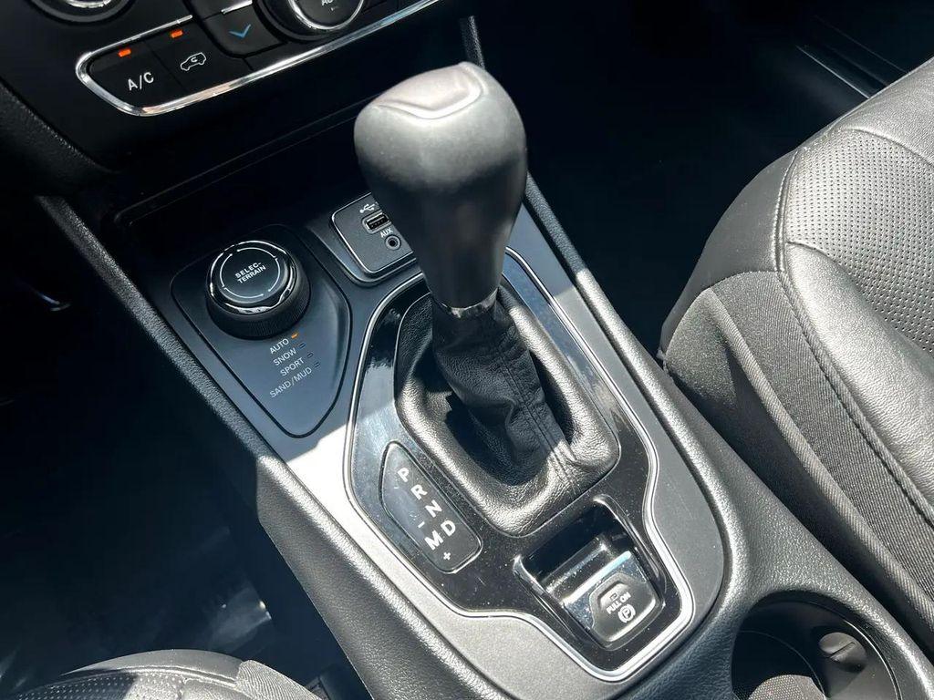 used 2019 Jeep Cherokee car, priced at $15,995