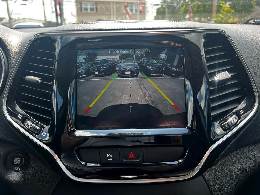 used 2019 Jeep Cherokee car, priced at $15,995