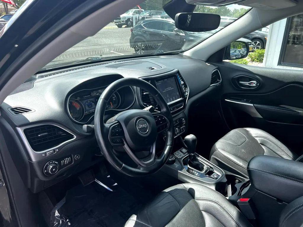 used 2019 Jeep Cherokee car, priced at $15,995