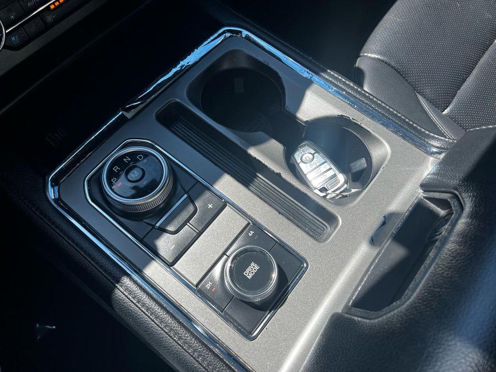 used 2021 Ford Expedition car, priced at $35,995