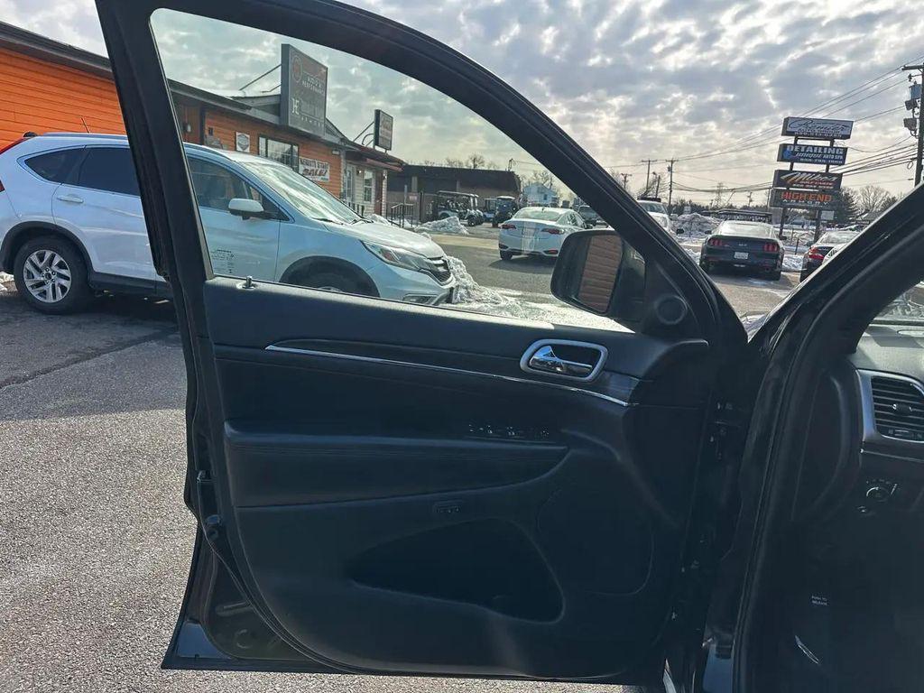 used 2019 Jeep Grand Cherokee car, priced at $16,495